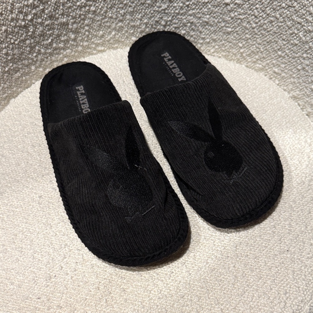 PLAYBOY Black Velvet Slippers